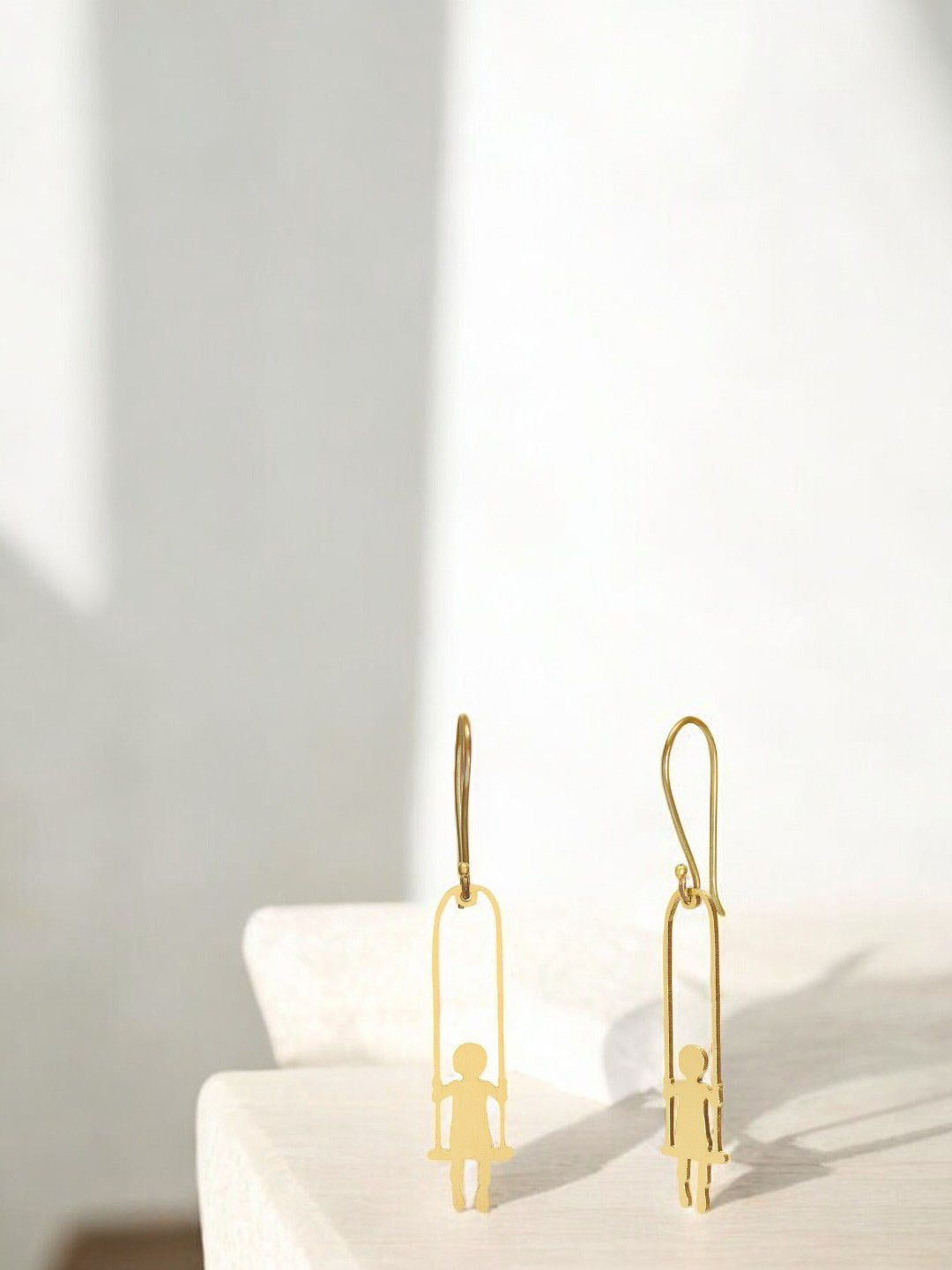 

Goldnera Contemporary Swinging Drop Earrings, Gold
