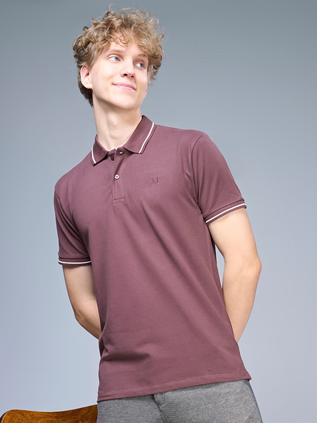 

MAXZONE Men Solid Polo Collar T-shirt, Burgundy