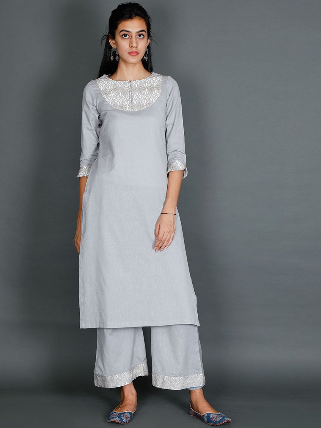 

TJORI Round Neck three-Quarter Sleeves Regular Thread Work Straight Kurta, Blue