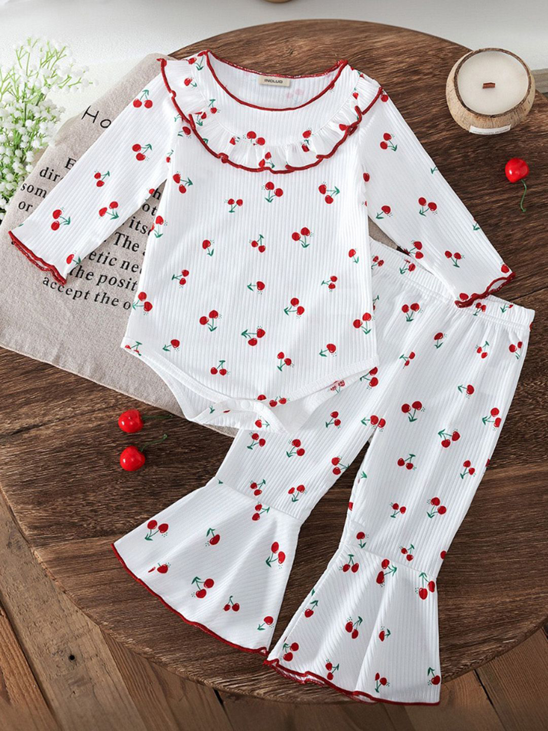 

INCLUD Girls Printed T-shirt with Trousers Clothing Set, White