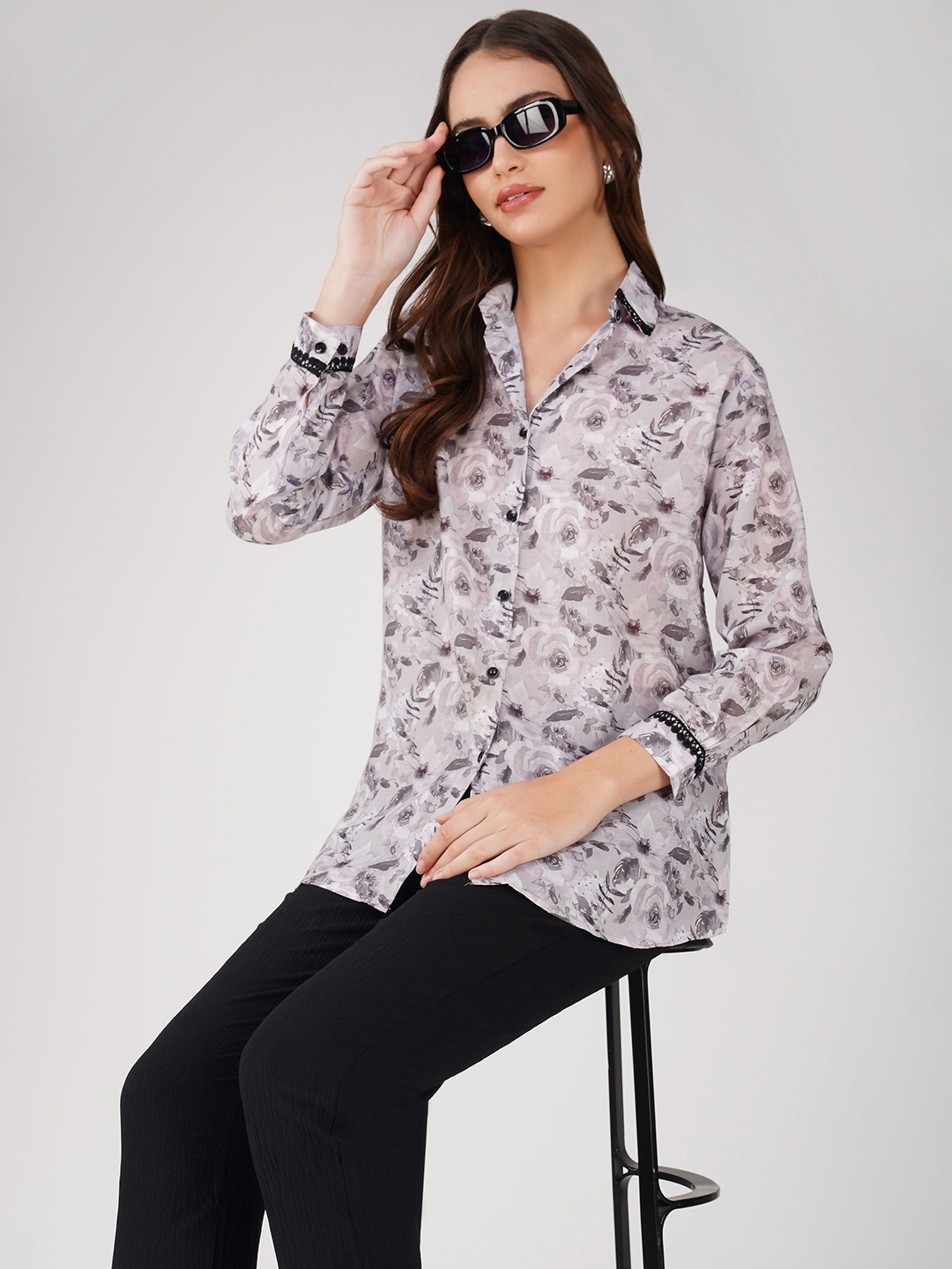 

Bindigasm Women Comfort Spread Collar Floral Printed Cotton Casual Shirt, Grey