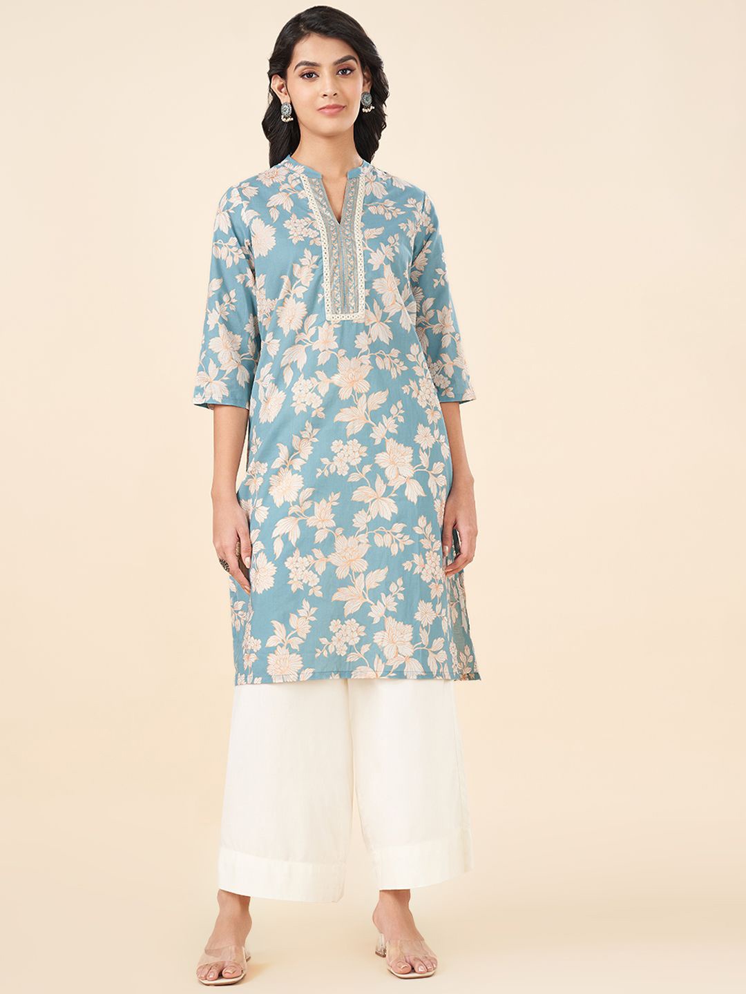 

RANGMANCH BY PANTALOONS Floral Printed Mirror Work Mandarin Collar Straight Kurta, Blue