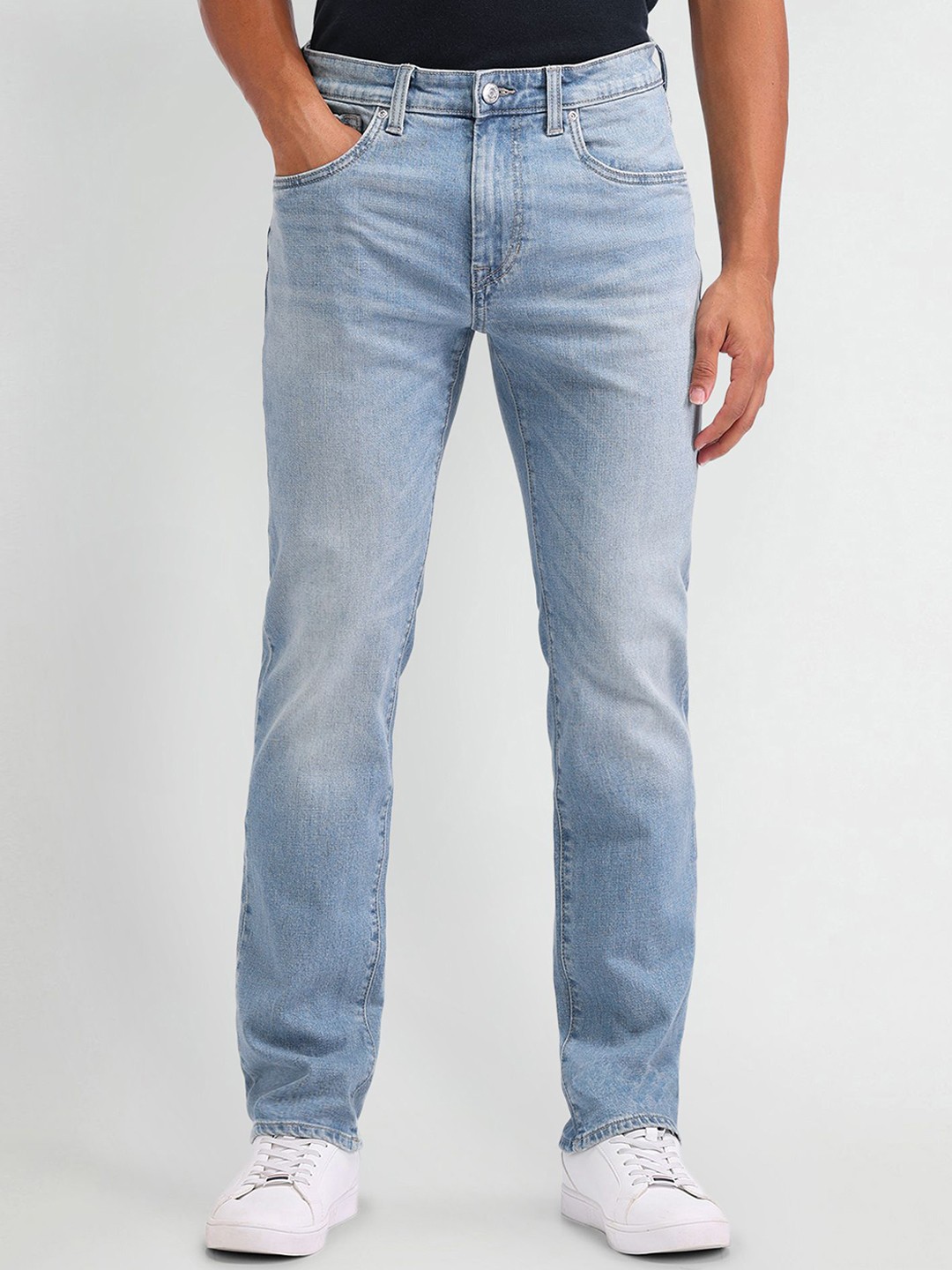 

U.S. Polo Assn. Denim Co. Men Harold Slim Straight Fit Light Fade Stretchable Jeans, Blue