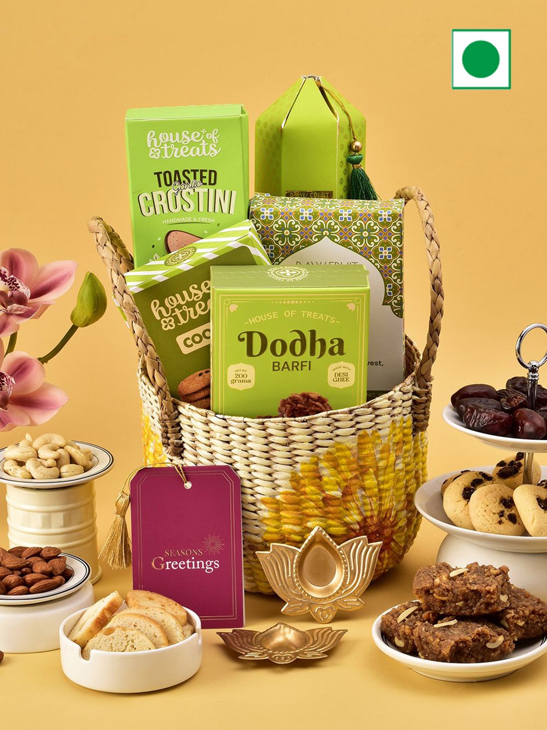 

Hyperfoods 8-Pcs Cookies & Nut Treats Diwali Gift Set, Green