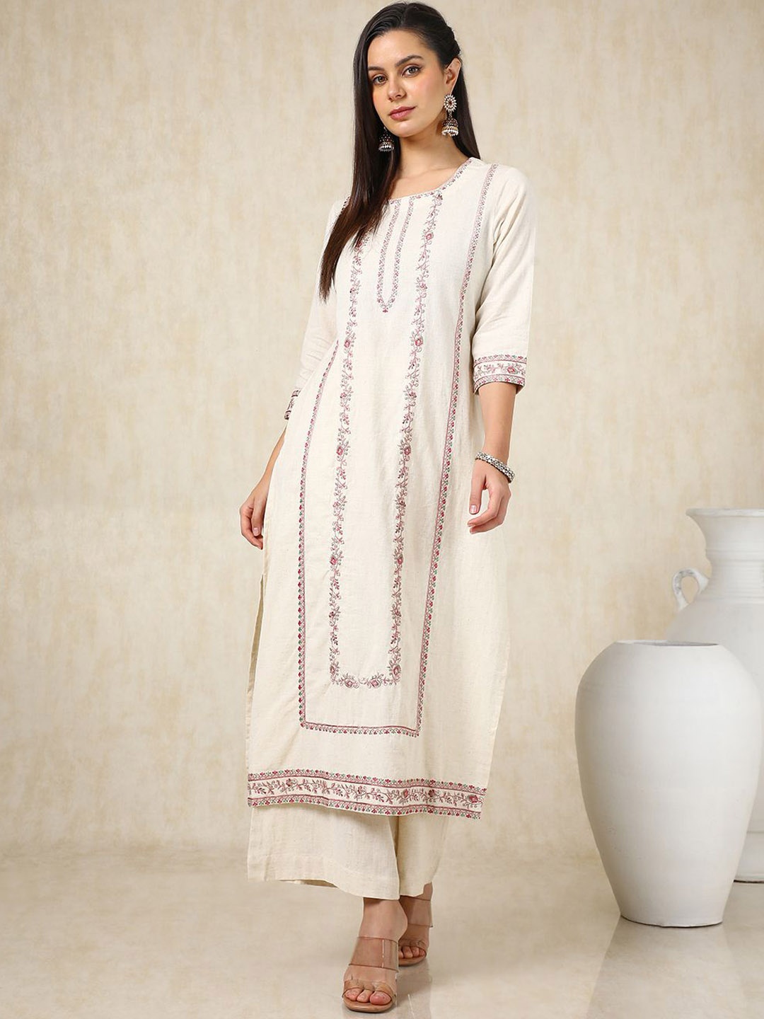 

Soch Floral Embroidered Thread Work Straight Kurta With Palazzos, Off white