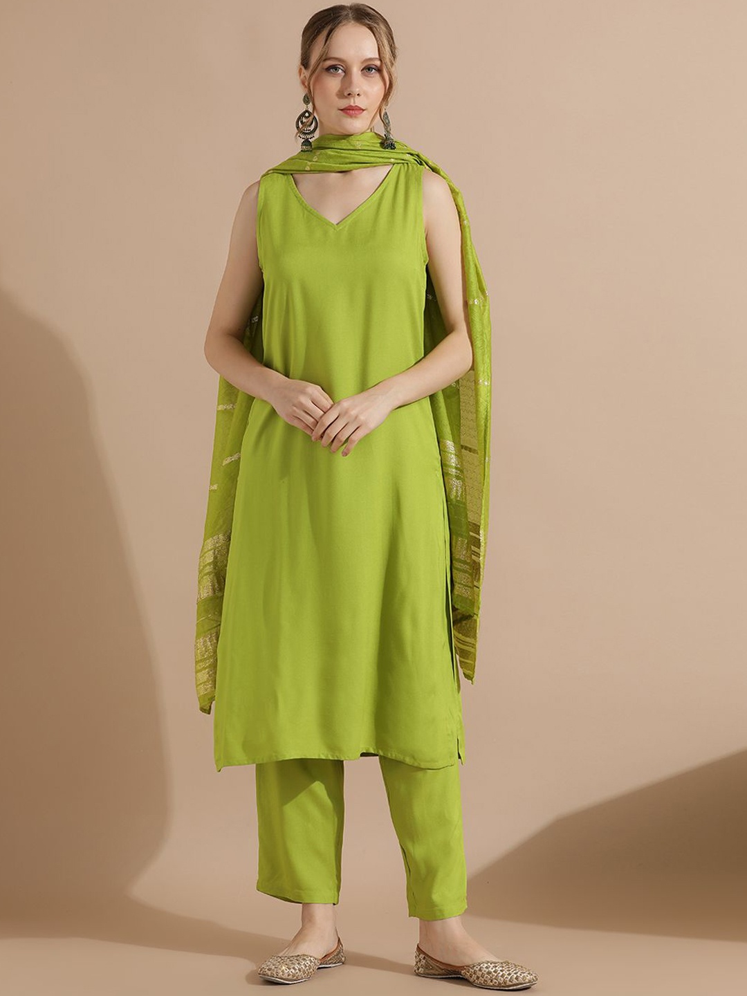 

Anouk Women Regular Kurta with Trousers & With Dupatta, Green