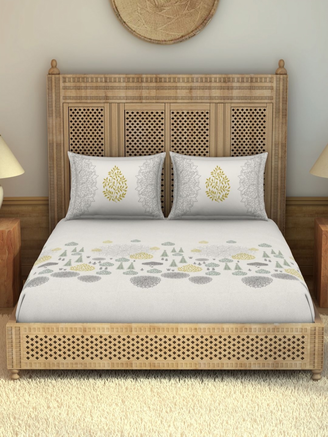 

SPACES Cream-Coloured Ethnic Motifs Pure Cotton 210 TC King Bedsheet Set 2.74 m x 2.74 m