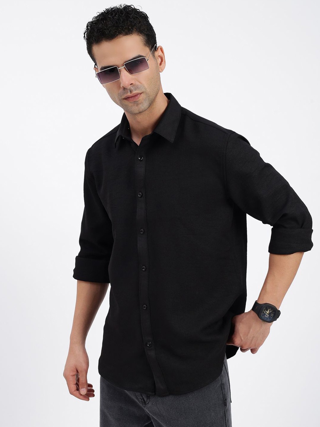 

SHOWOFF Men Standard Spread Collar Solid Cotton Casual Shirt, Black