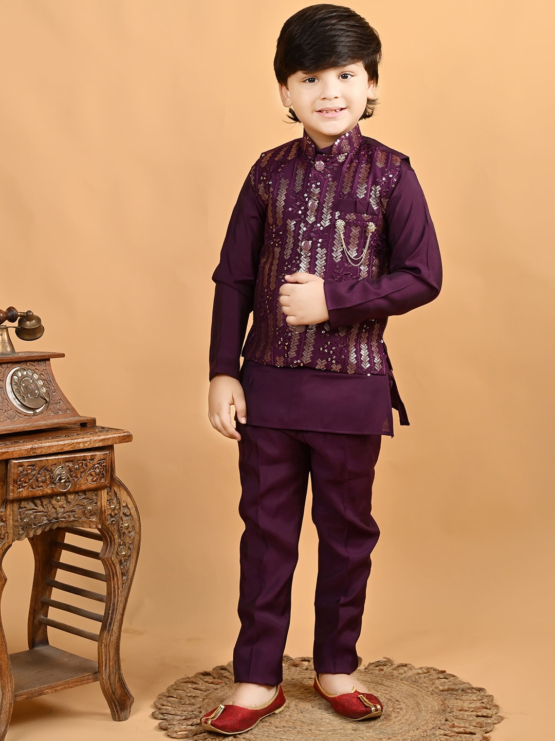 

BT DEZINES Boys Regular Sequinned Pure Cotton Straight Kurta with Trousers, Purple