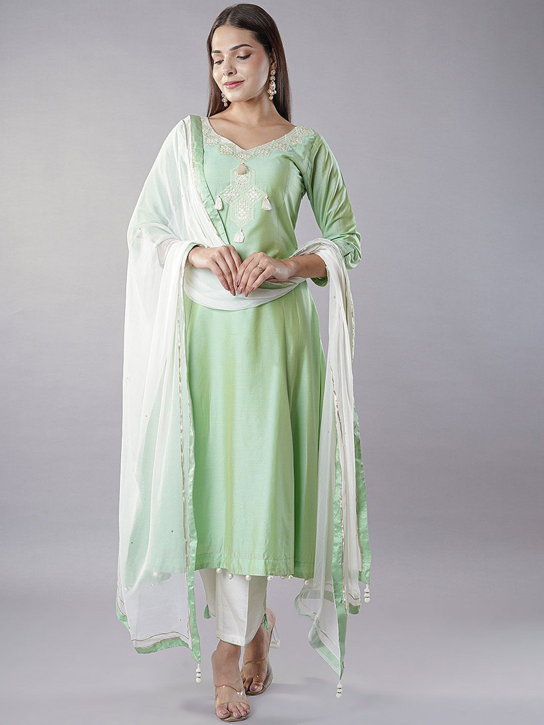 

Utsav Fashion Floral Yoke Design Sequinned Cotton Silk Kurta with Trousers & Dupatta, Green