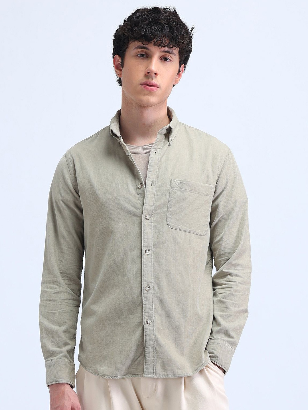 

Flying Machine Men Manhattan Spread Collar Solid Cotton Slim Fit Casual Shirt, Beige