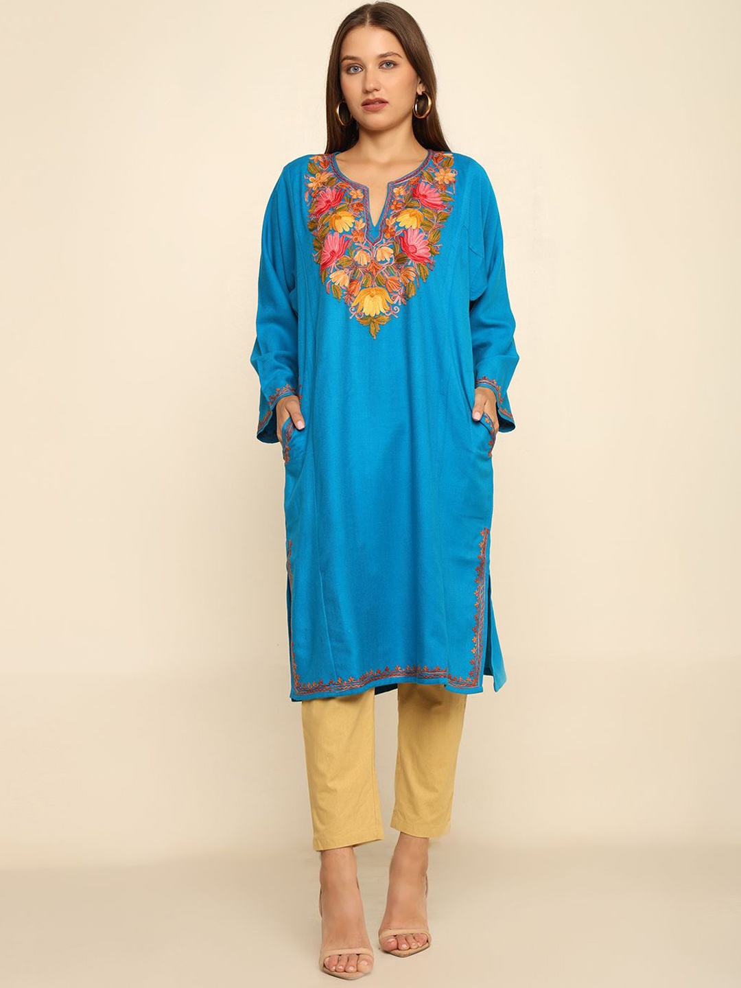 

CRAFTBAZAR Floral Embroidered Notch Neck Acrylic Regular Straight Kurta, Turquoise blue