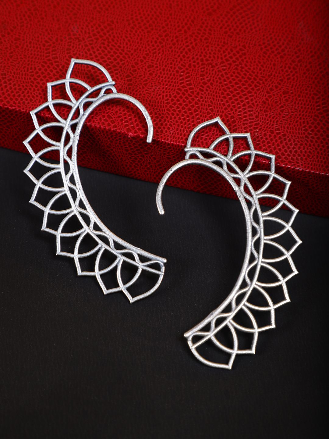 

FIROZA Leaf Shaped Ear Cuff Earrings, Silver