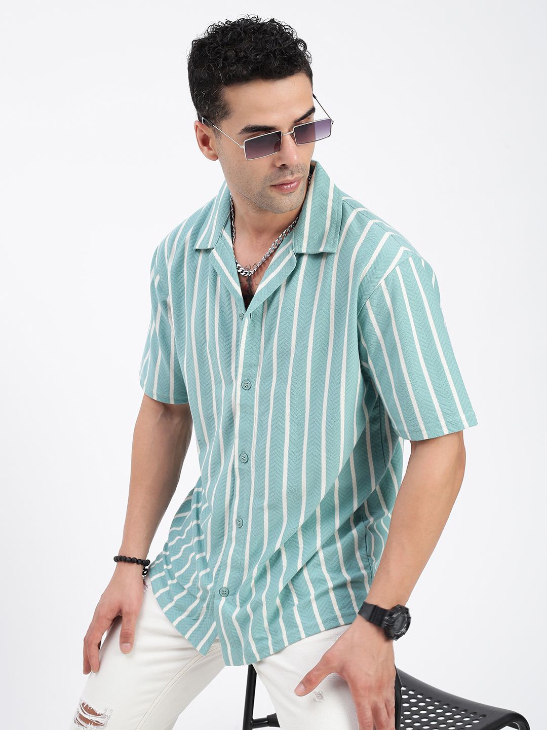 

SHOWOFF Men Standard Cuban Collar Vertical Striped Cotton Relaxed Fit Casual Shirt, Blue