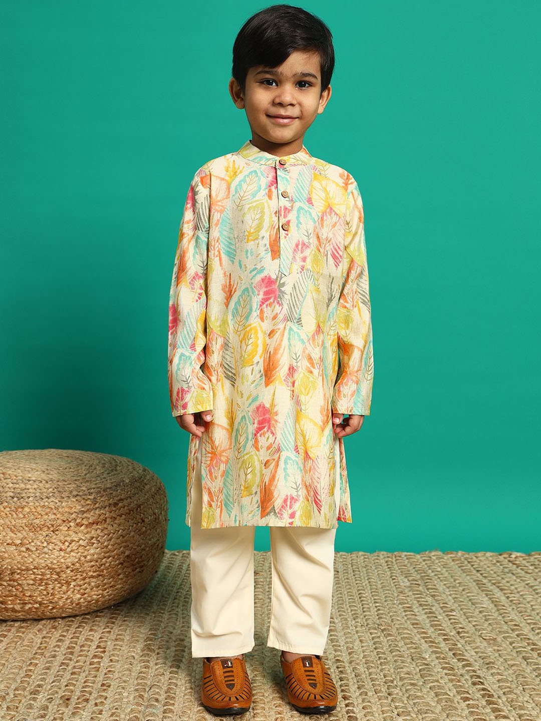 

Readiprint Boys Floral Printed Regular Pure Silk Straight Kurta with Pyjamas, Cream