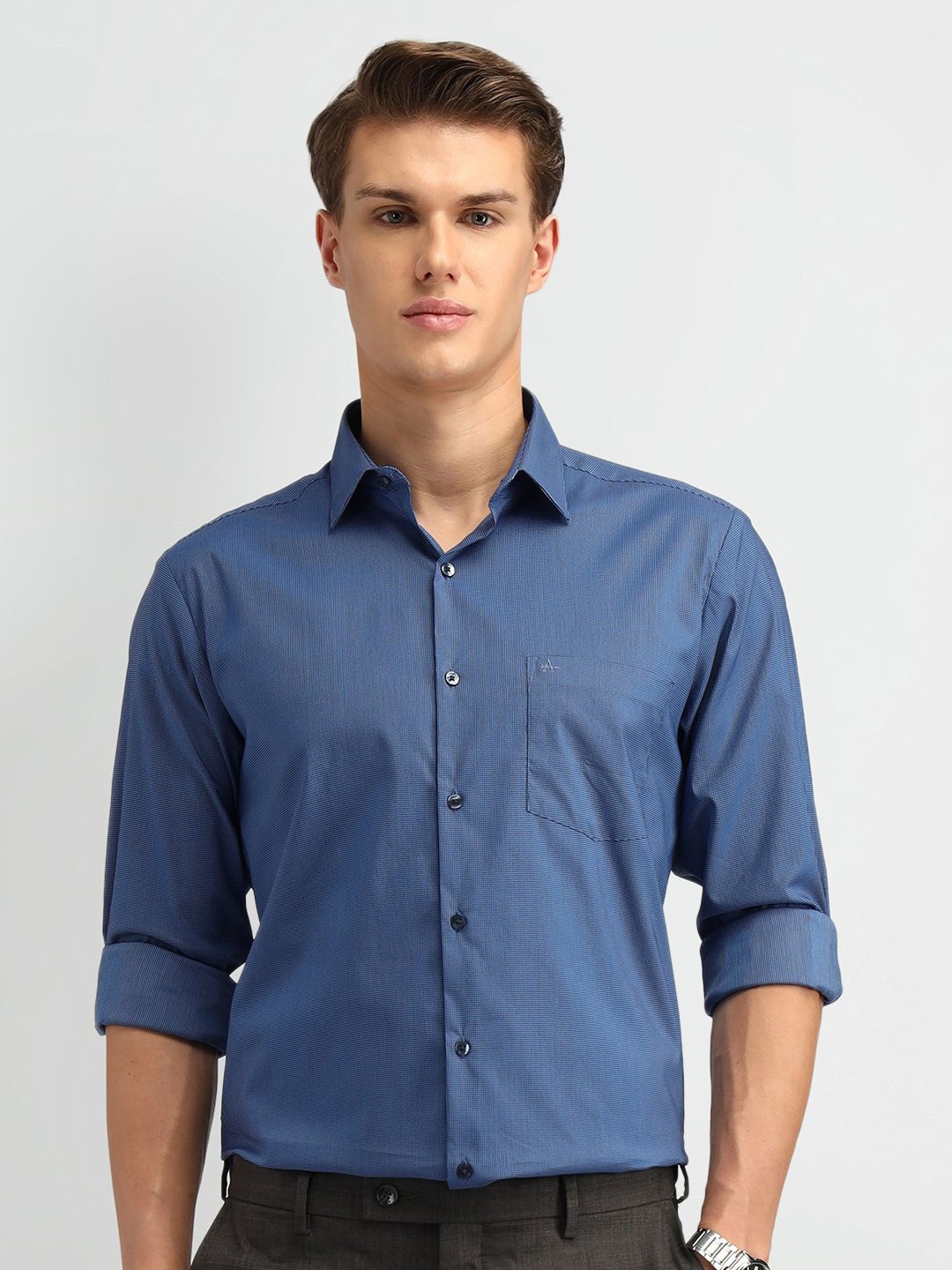 

Arrow Men Classic Spread Collar Solid Cotton Formal Shirt, Blue
