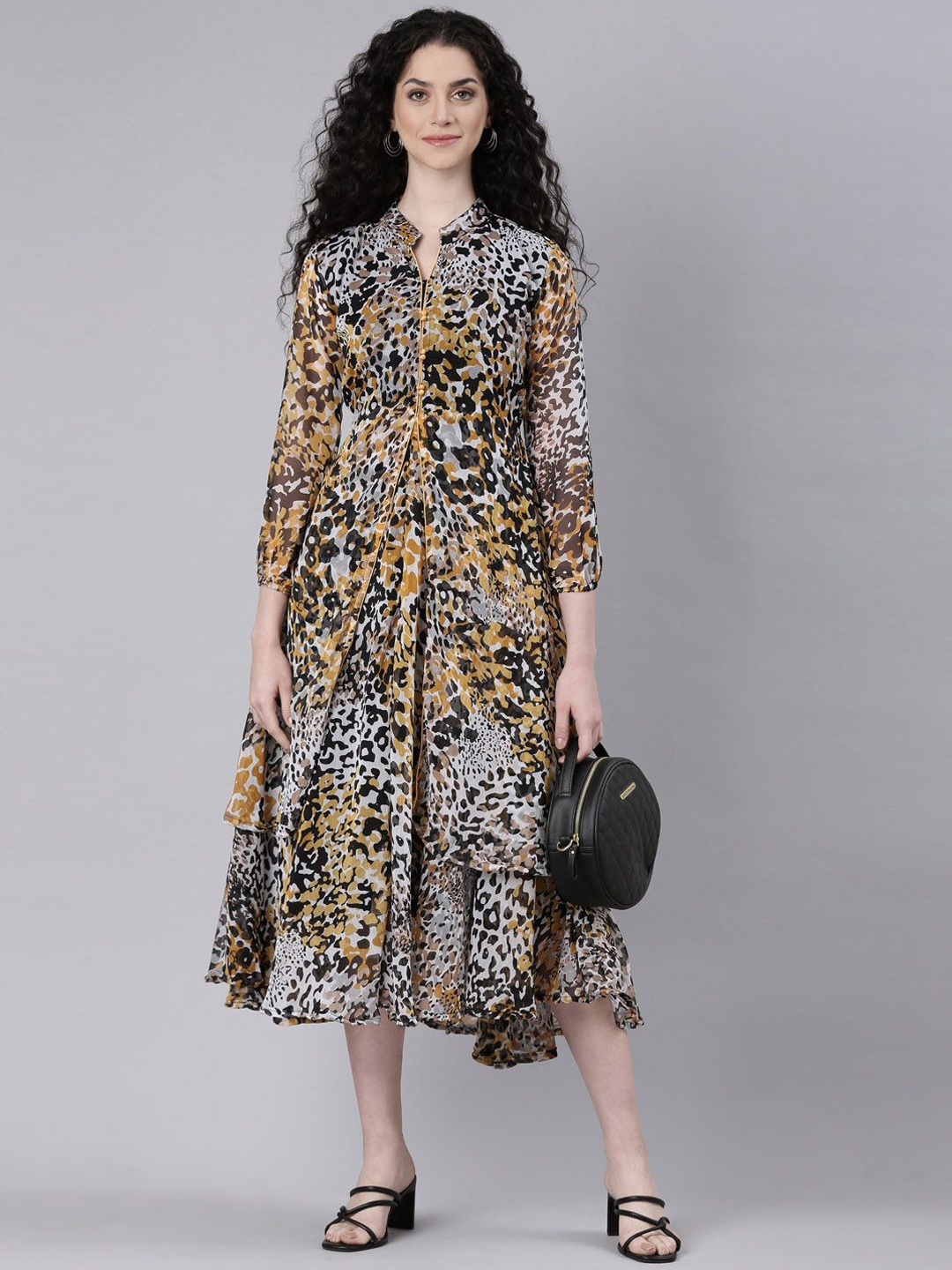 

Souchii Women Animal Printed A-Line Midi Dresses, Cream