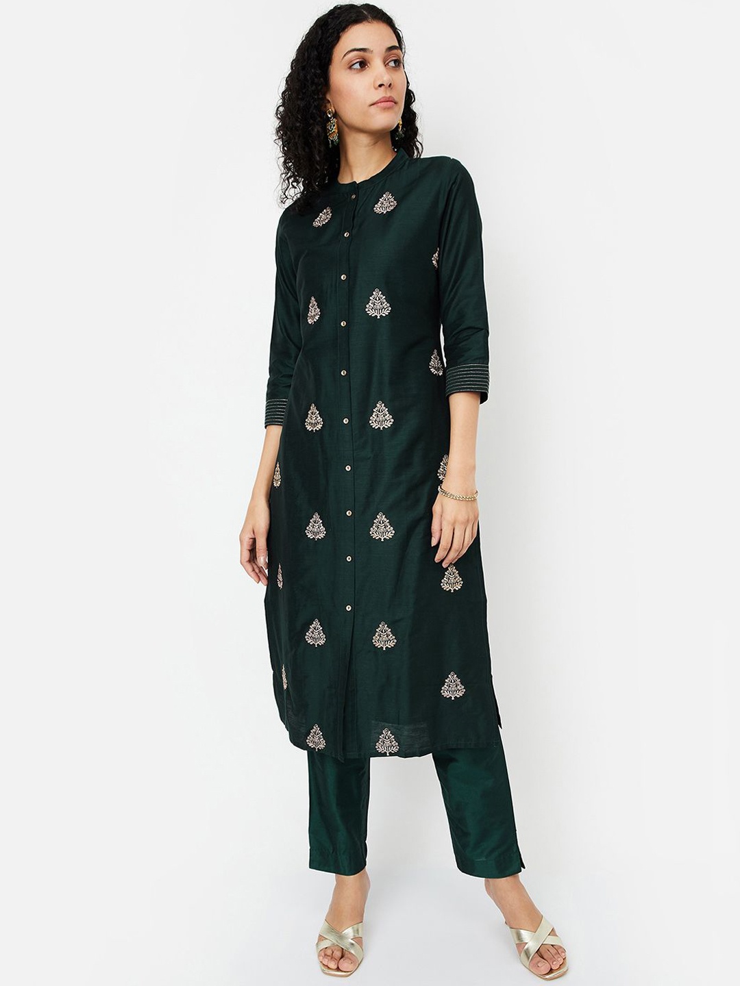 

max Floral Embroidered Thread Work Mandarin Collar Straight Kurta, Green