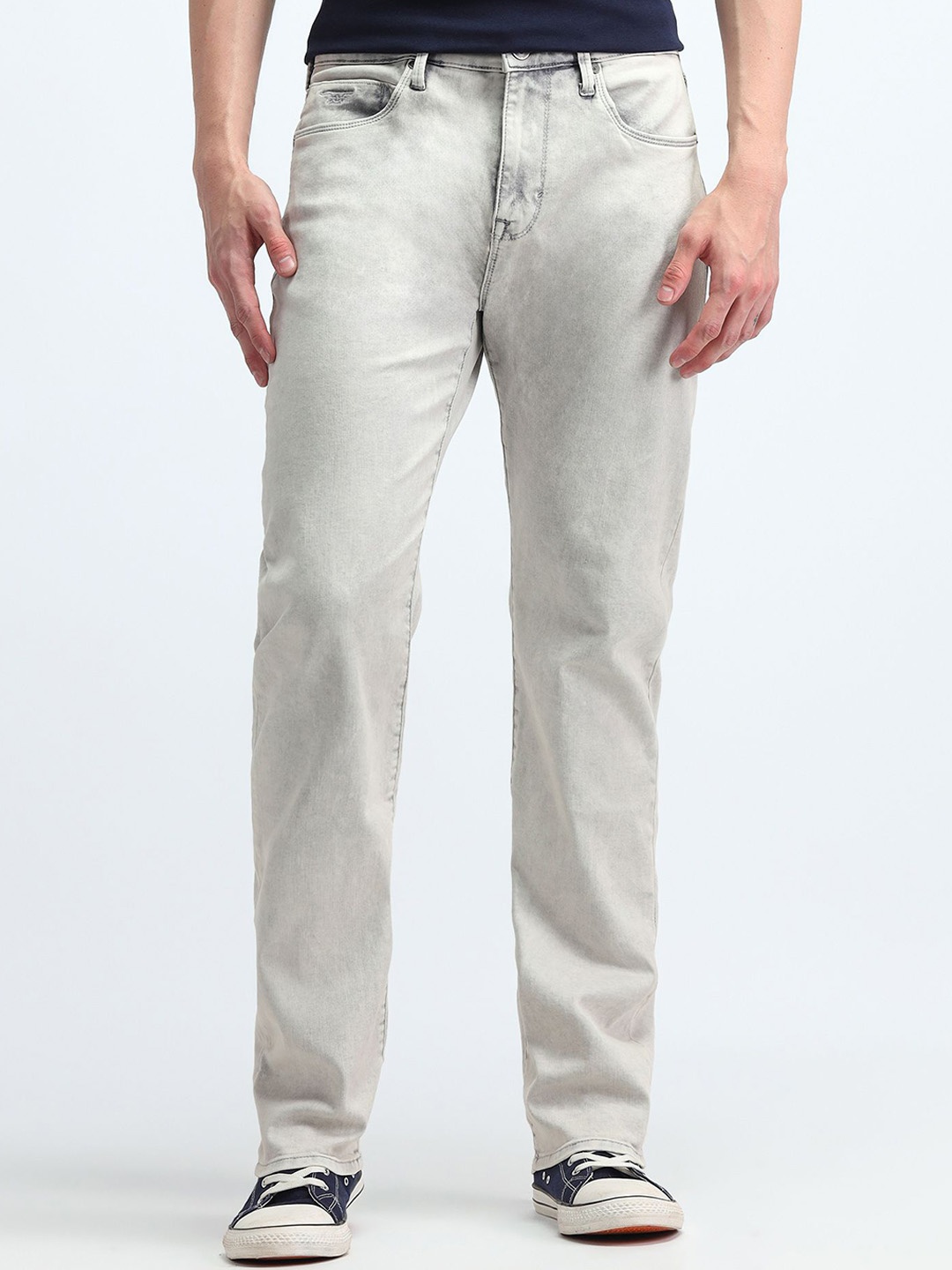 

Flying Machine Men Harlon Mid-Rise Straight Fit Heavy Fade Stretchable Jeans, Grey