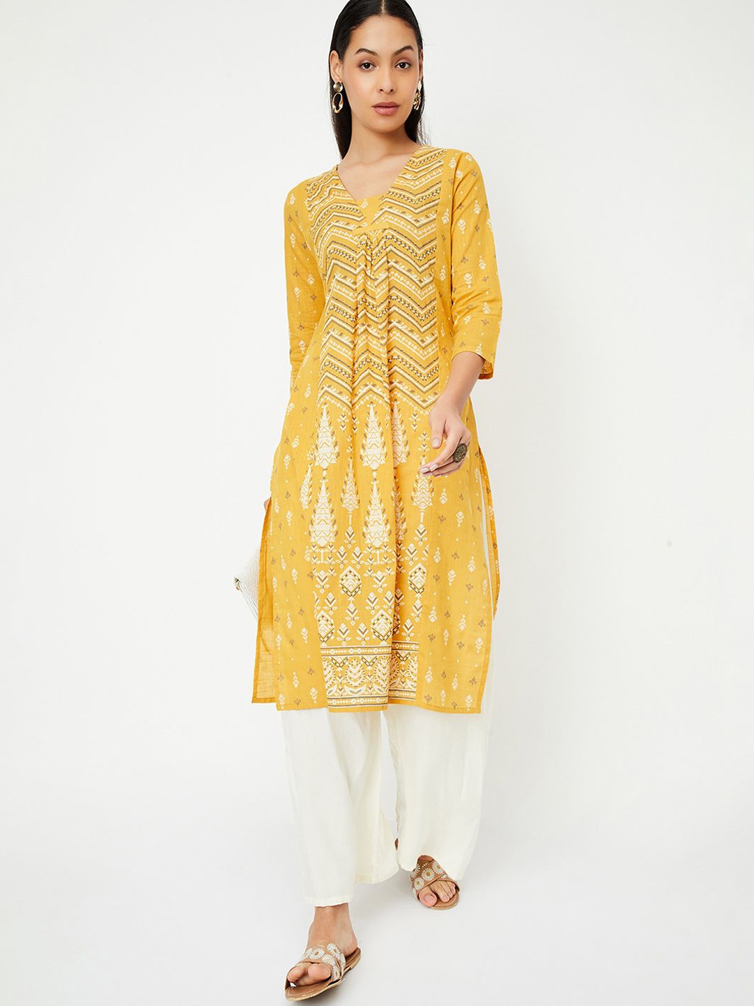 

max Geometric Embroidered Thread Work Cotton Straight Kurta, Yellow