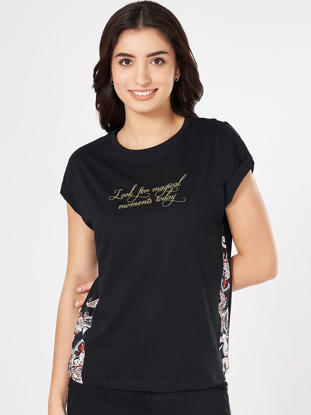

Dreamz by Pantaloons Women Printed Pure Cotton Lounge T-Shirt, Black