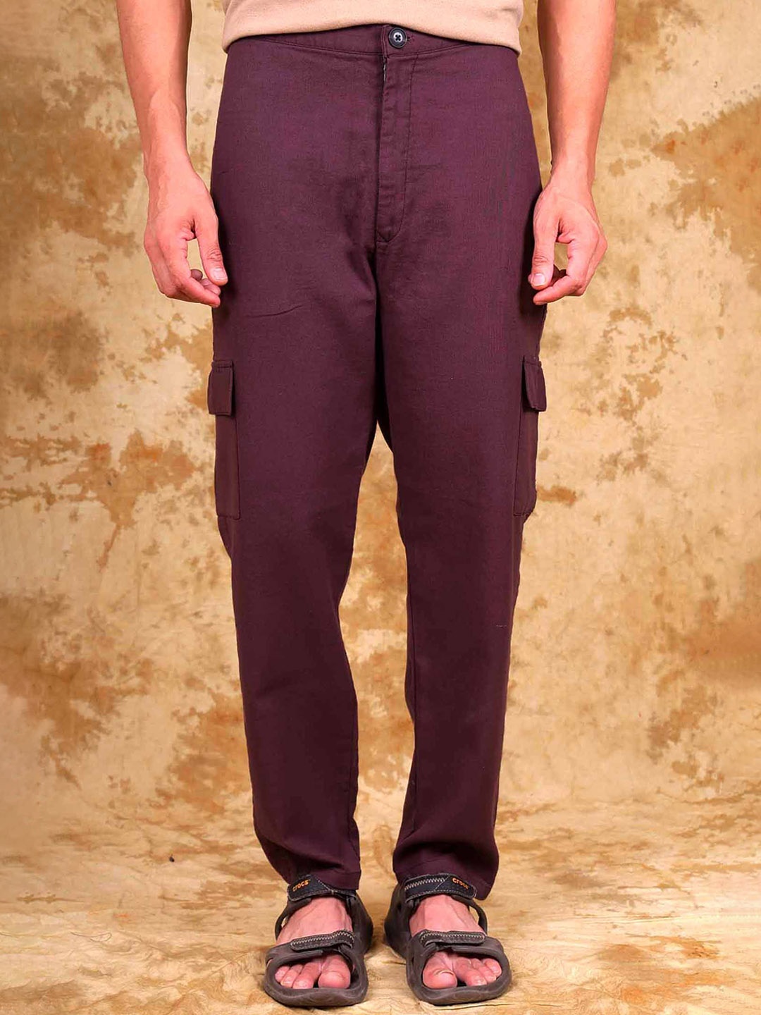 

BLUEBIRD Men Relaxed Slim Fit Cotton Cargos Trousers, Maroon