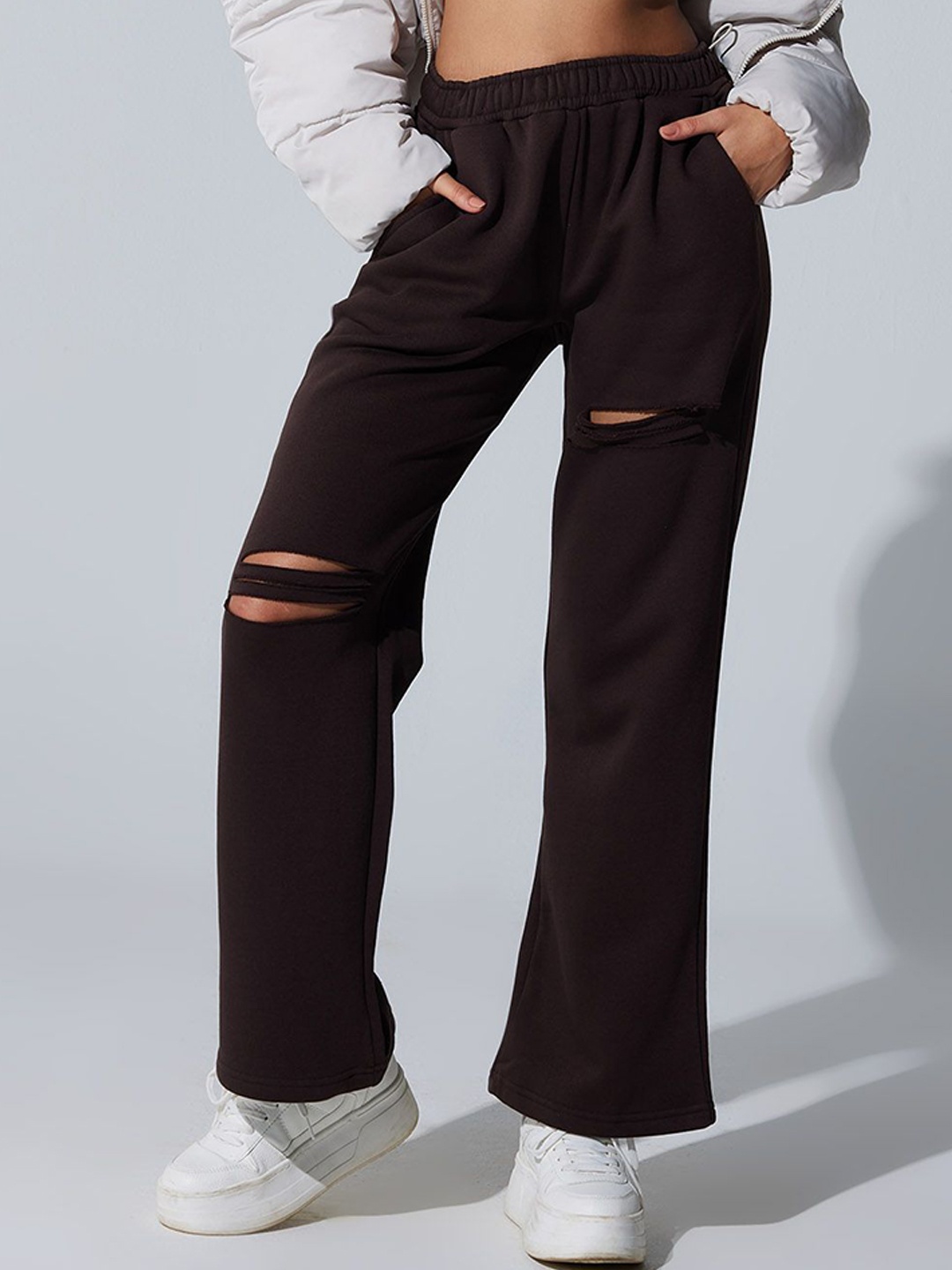 

Cava Brown Dual Slit Adapt Joggers