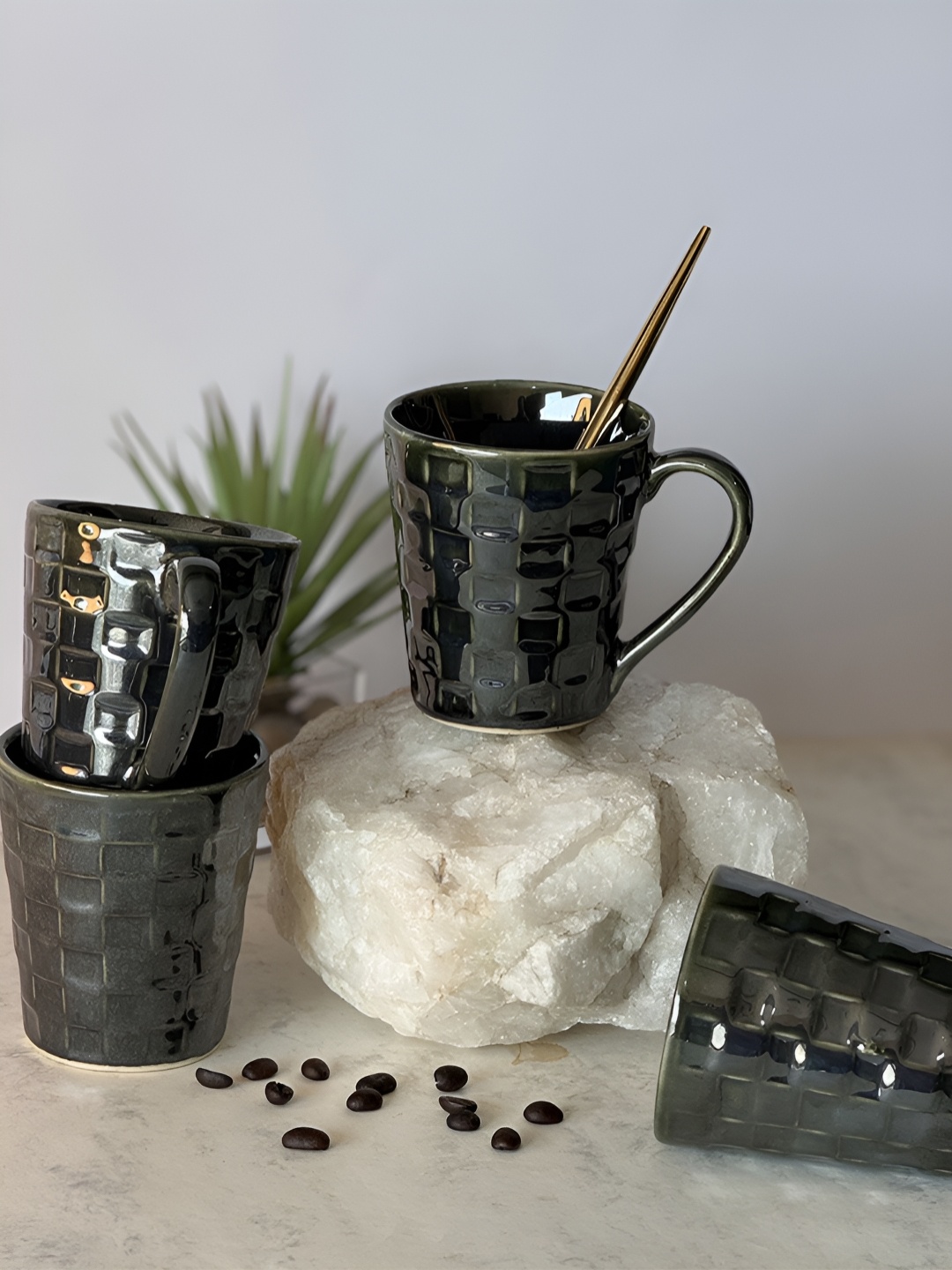 

ARAVALII Green 4 Pieces Textured Ceramic Mugs 250ml