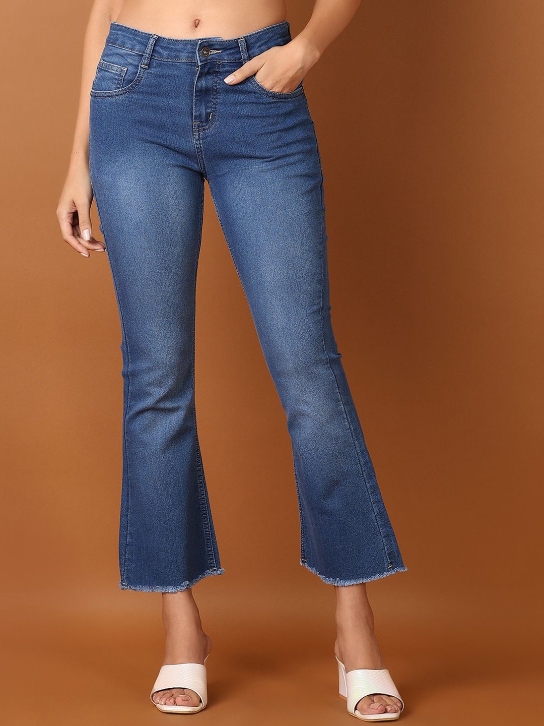 

V-Mart Women Mid-Rise Bootcut Light Fade Stretchable Jeans, Blue