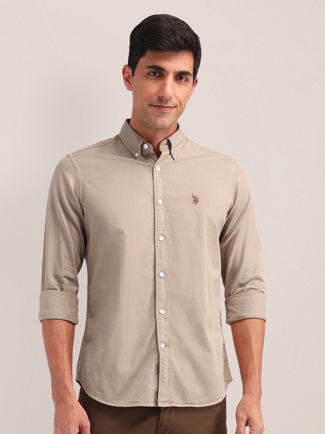 

U.S. Polo Assn. Men Classic Button-Down Collar Solid Cotton Casual Shirt, Beige