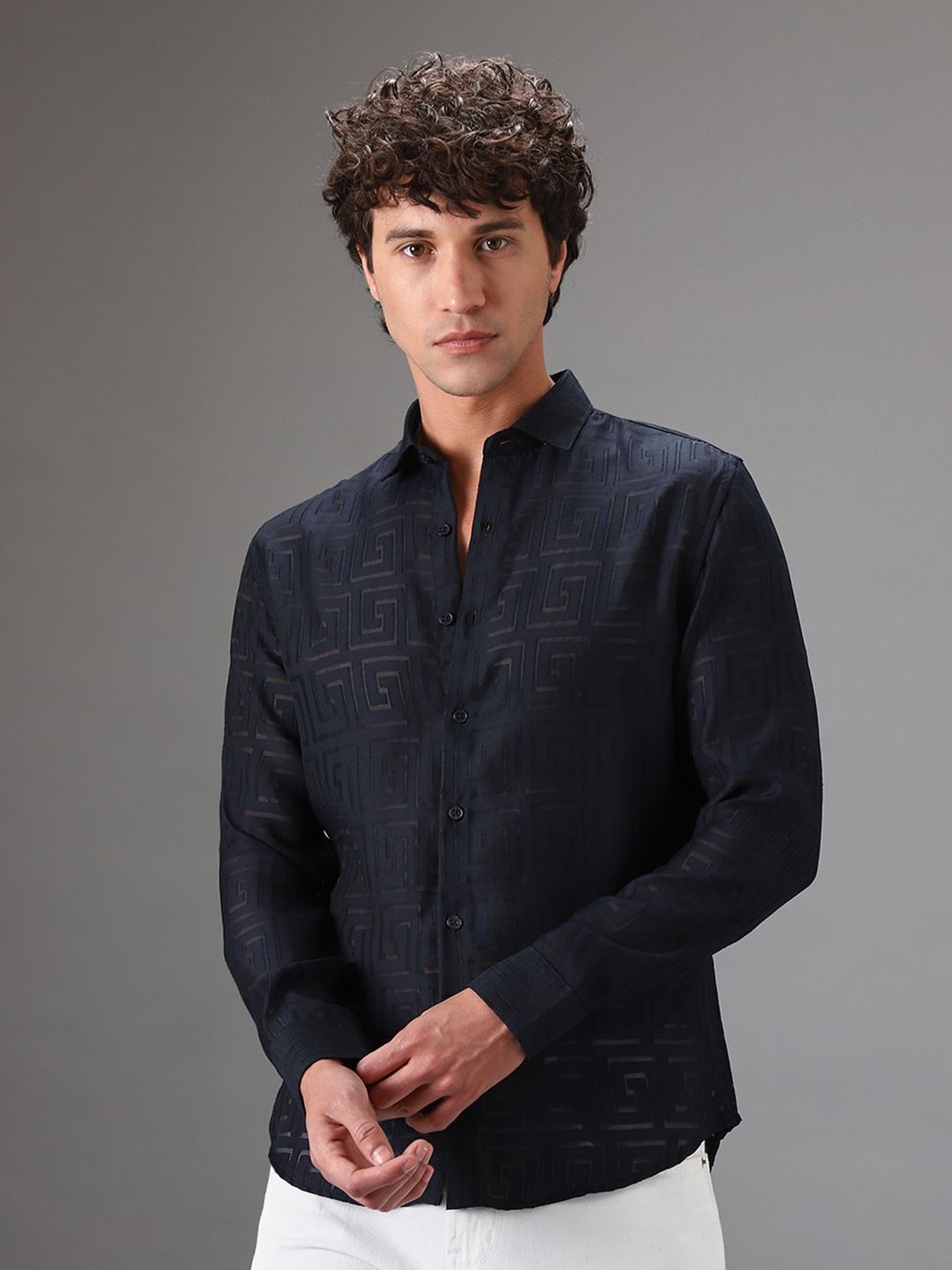 

Banana Club Men Classic Slim Fit Semi Sheer Casual Shirt, Blue