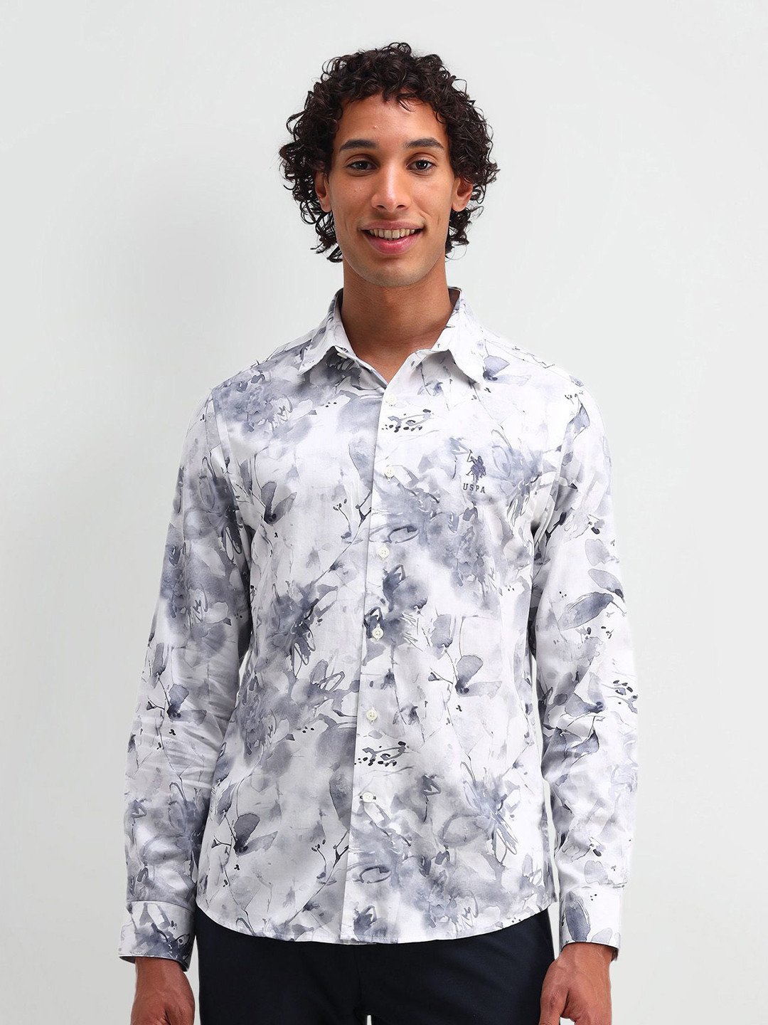 

U.S. Polo Assn. Denim Co. Men Manhattan Floral Printed Cotton Slim Fit Casual Shirt, Grey