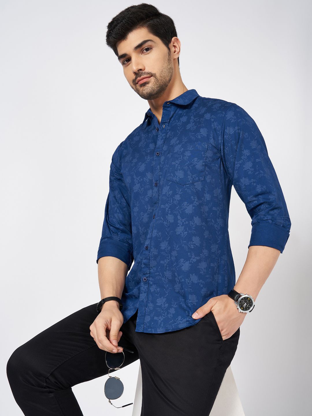 

BYFORD by Pantaloons Men Slim Fit Opaque Printed Casual Shirt, Blue