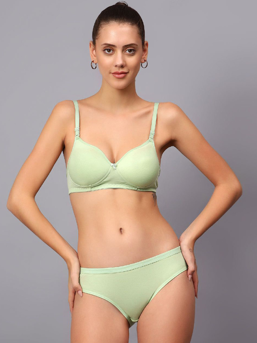 

Designer Bugs Women Seamless Lightly-Padded Lingerie SetsDBLS-LG-30B, Green
