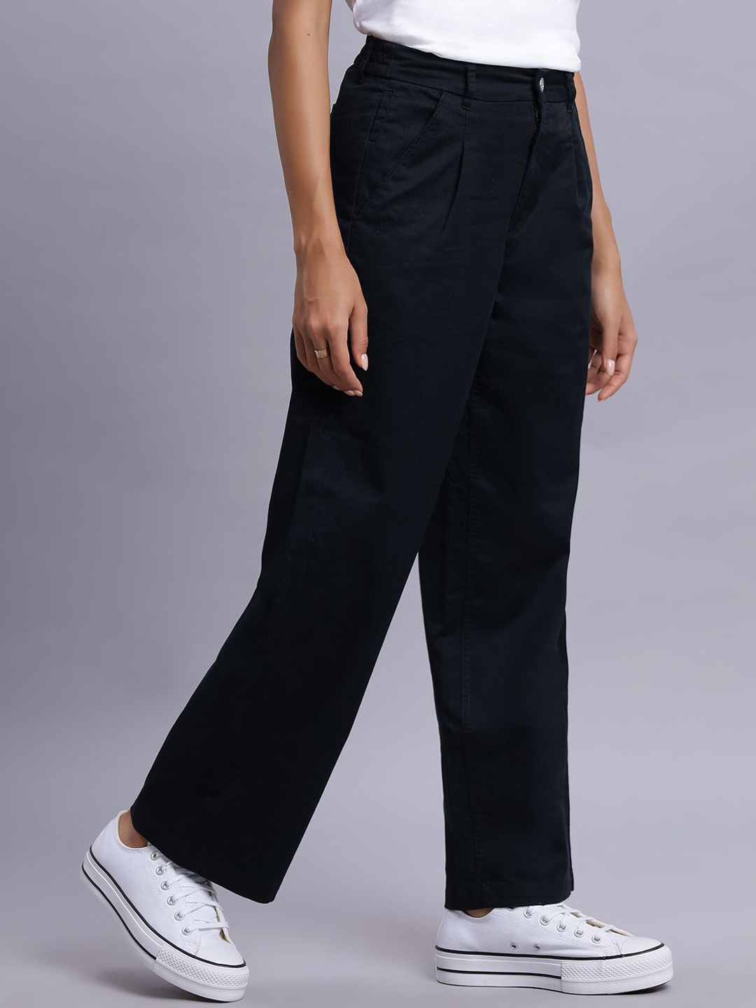 

Converse Women Relaxed Wide-Leg Pants, Black