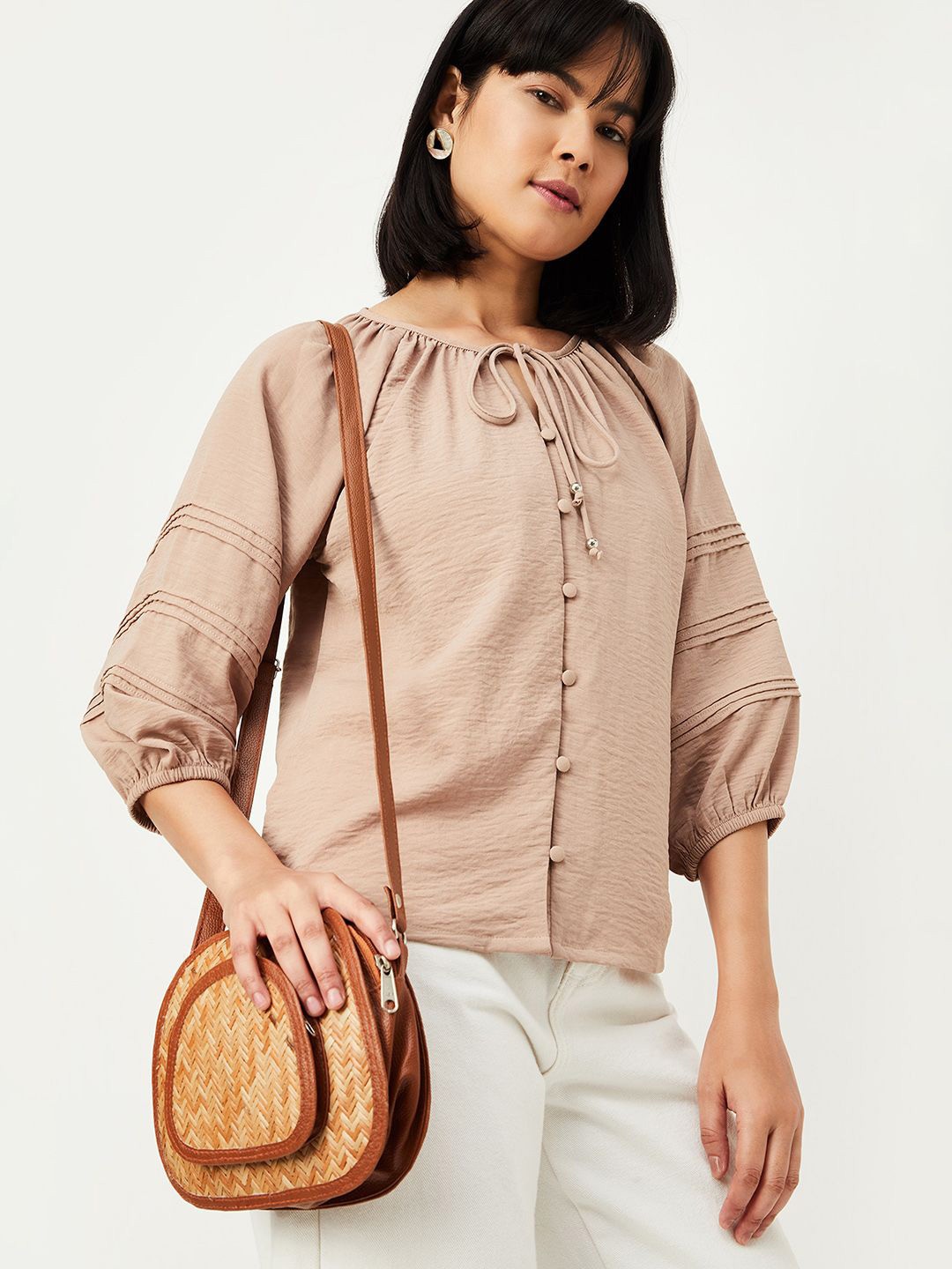 

max Tie-Up Neck Puff Sleeve Three-Quarter Sleeves Top, Brown