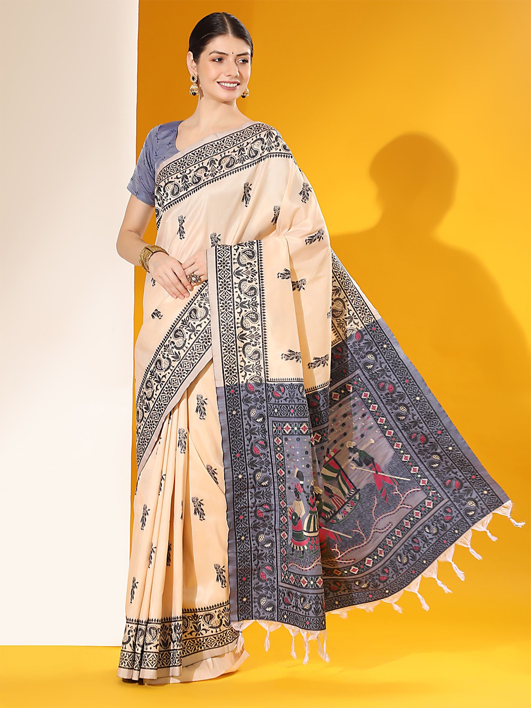 

Jinal & Jinal Woven Design Zari Pure Silk Banarasi Saree, White