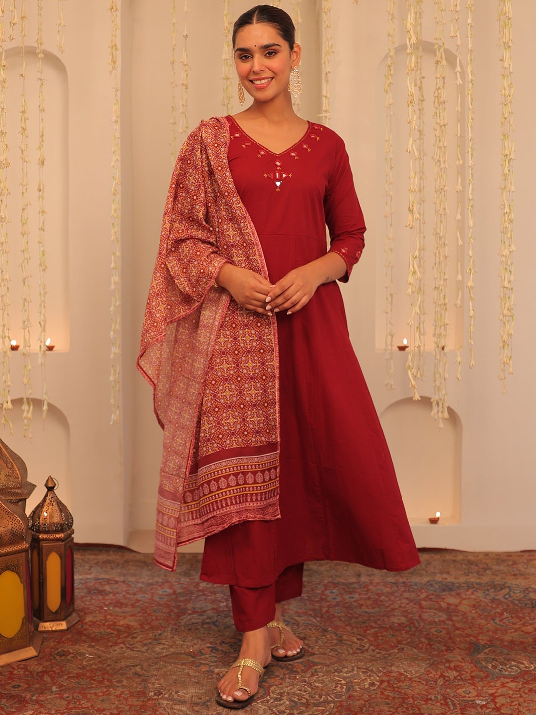 

Alaya By Stage3 V-Neck Mirror Work Pure Cotton Kurta With Trouser With Dupatta, Red