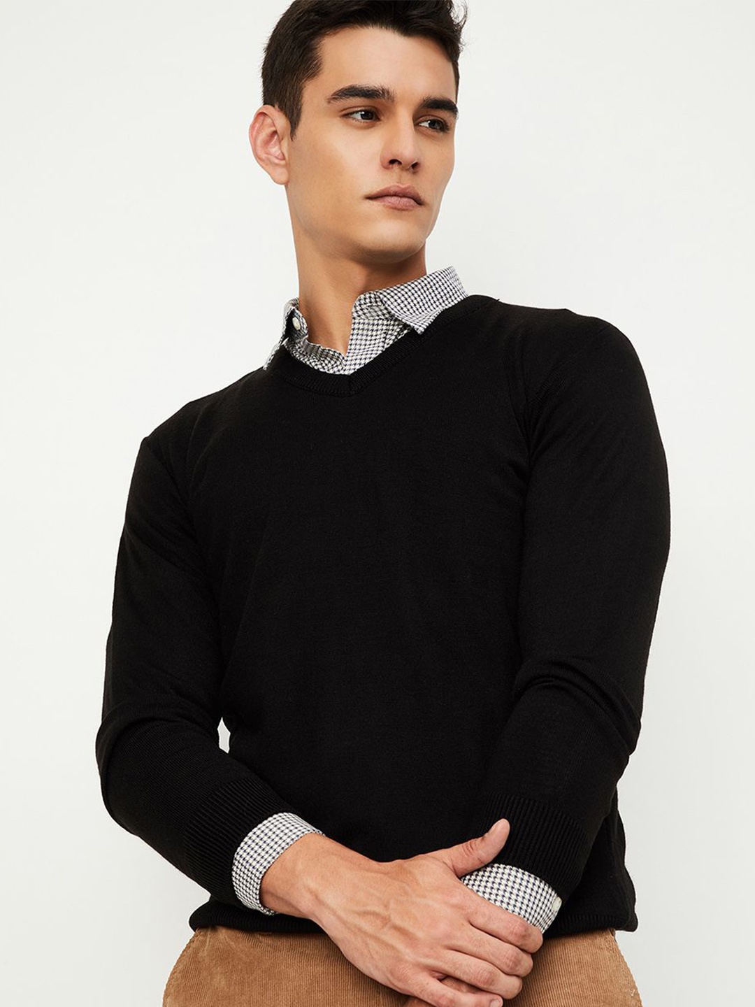 

max Men V-Neck Pullover, Black