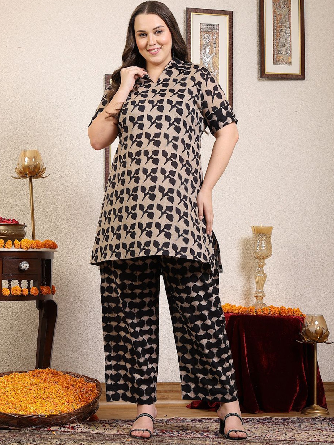 

Sringam Printed Shirt Collar Short Sleeves Pure Cotton Top With Trouser, Black