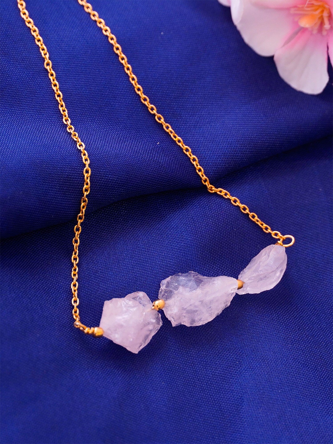 

Japam Unisex Gold-Plated Natural Rose Quartz Trio Necklace