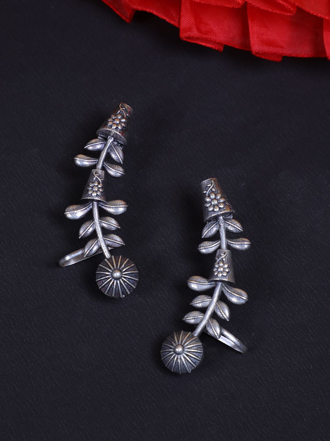 

FIROZA Feather Shaped Oxidised Ear Cuff, Pink