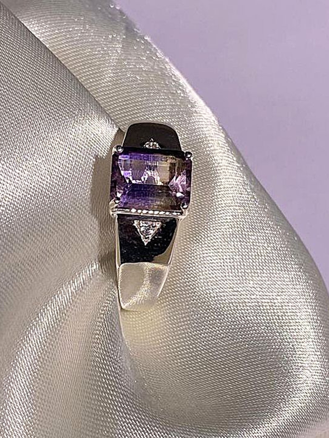 

HIFLYER JEWELS 925 Sterling Silver Stone-Studded Finger Ring