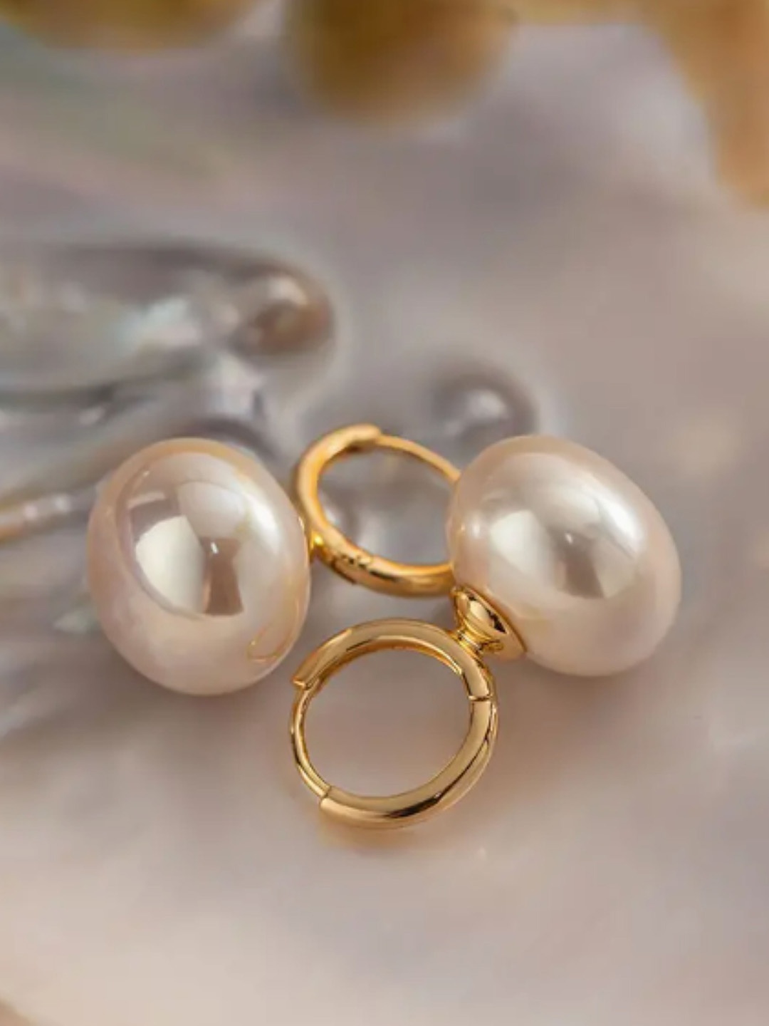 

SUBHAGALANKAR Oval Drop Earrings, White