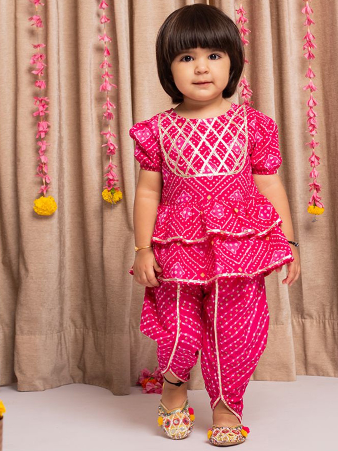 

Budding Bees Girls Ethnic Motifs Printed Gotta Patti Pure Cotton A-Line Kurta With Dhoti, Pink