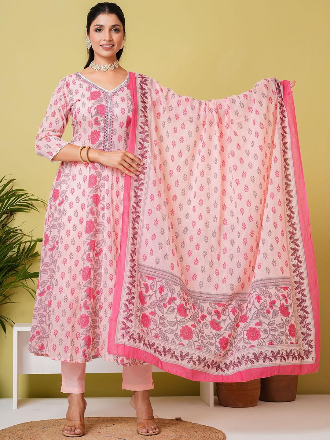 

SIGNORIA Floral Printed Regular Pure Cotton Anarkali Kurta with Trousers & Dupatta, Pink