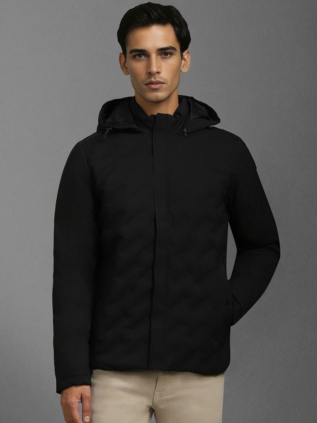 

Louis Philippe Men Mock Collar Solid Casual Padded Jacket, Black