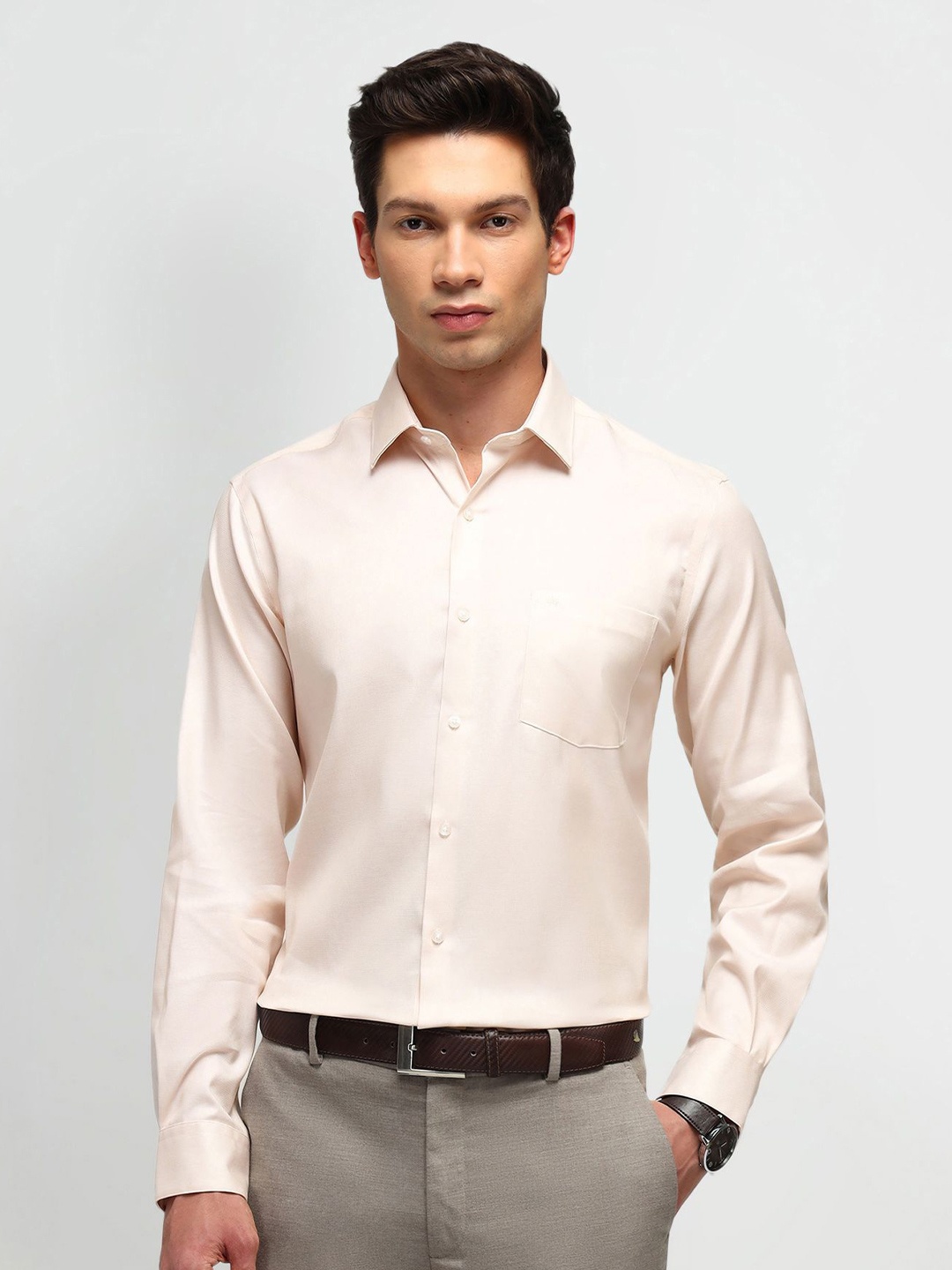 

Arrow Men Manhattan Spread Collar Solid Cotton Slim Fit Formal Shirt, Beige