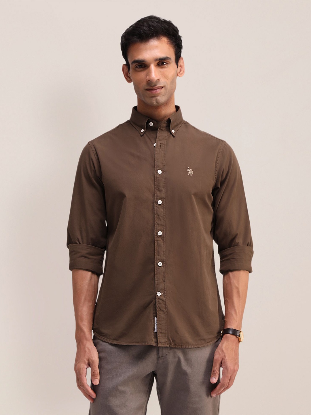 

U.S. Polo Assn. Men Classic Button-Down Collar Solid Cotton Casual Shirt, Brown