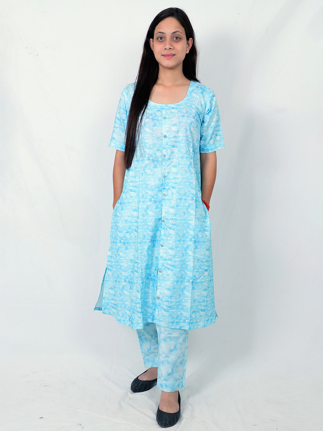 

TILISM Floral Printed Pure Cotton Kurta With Trouser, Blue